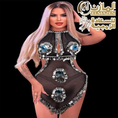 بدلة رقص شرقي للعرايس بشيفون شفاف وعيون زرقاء