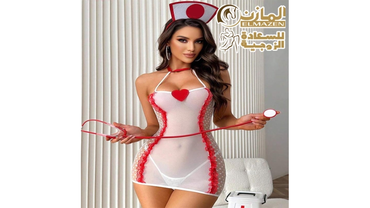 لانجرى تنكرى ممرضة قطعة واحدة مكشوف من المؤخرة حتى وزن 75 كيلو