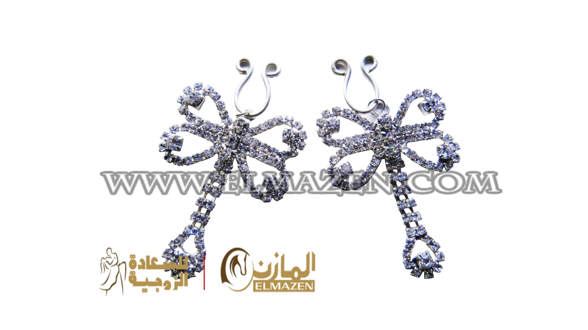 حلق حلمات الصدرالفراشة