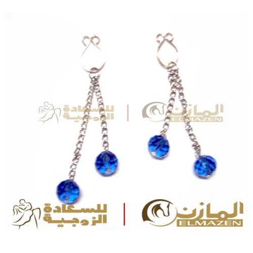 حلق حلمات الصدر بالكريستالة الزرقاء