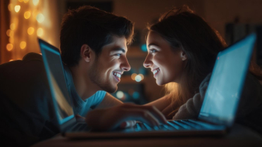 العلاقة الزوجية عبر الإنترنت: الأحكام الشرعية والنصائح العملية