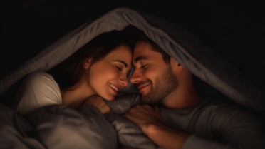 أمور رومانسية يفعلها الثنائي السعيد في الفراش غير الجماع!